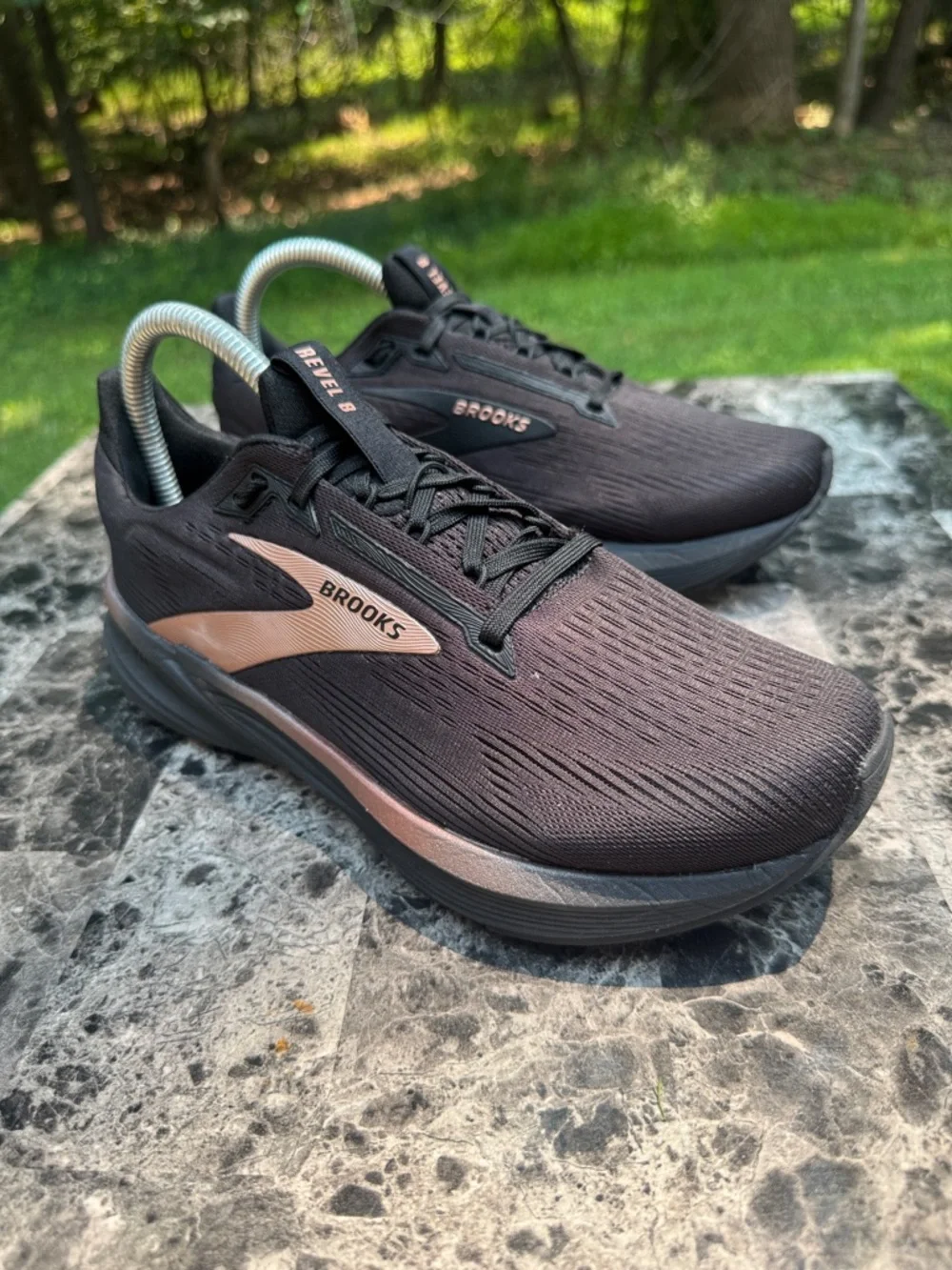Brooks item details